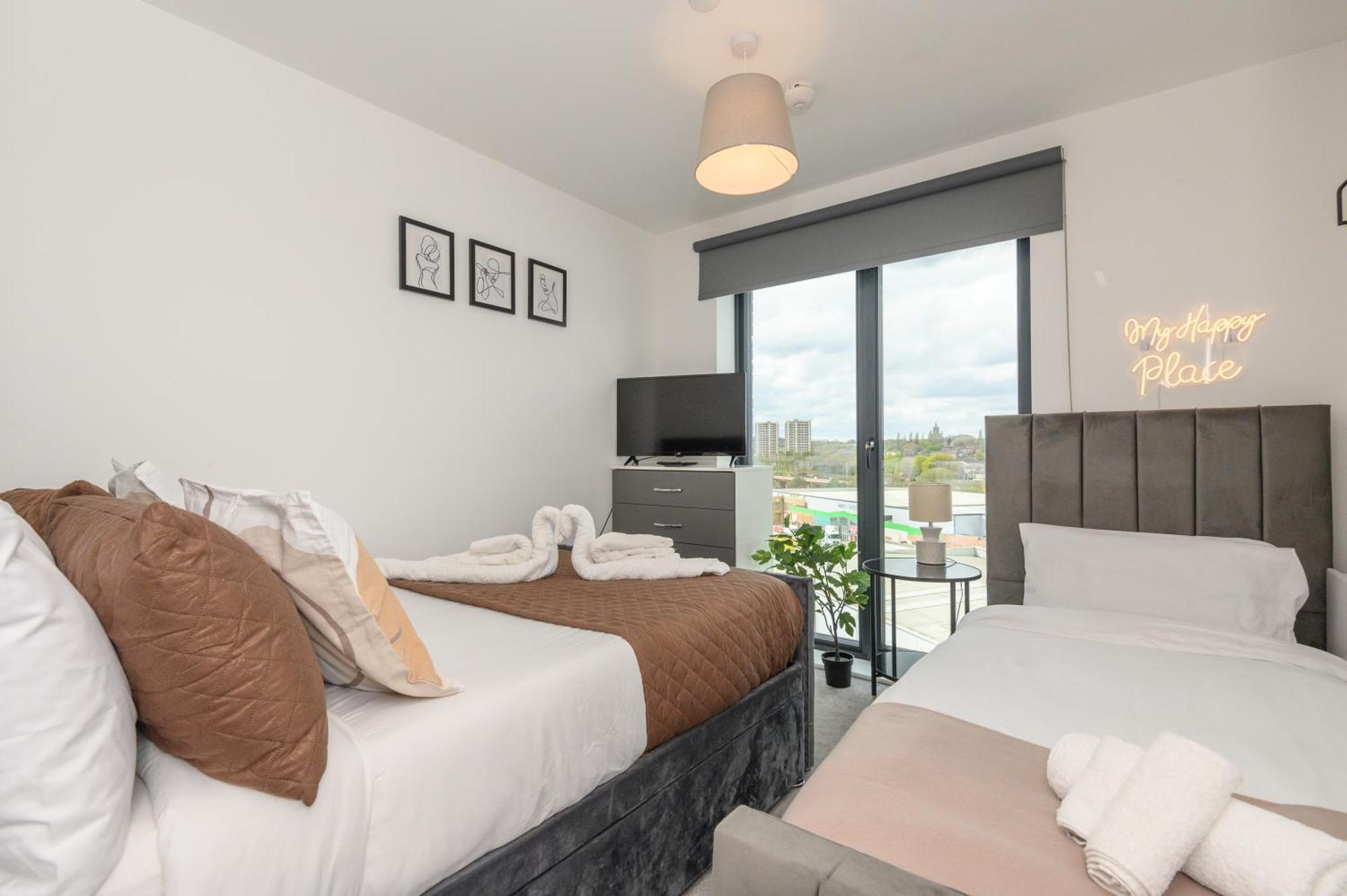 Springwell Suite - City Centre - Balcony & Pool Table - 3 Bed Leeds  Buitenkant foto